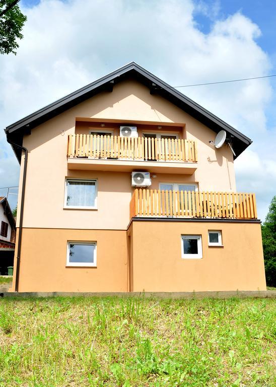 Apartments Zugec Seliste Dreznicko Exterior photo